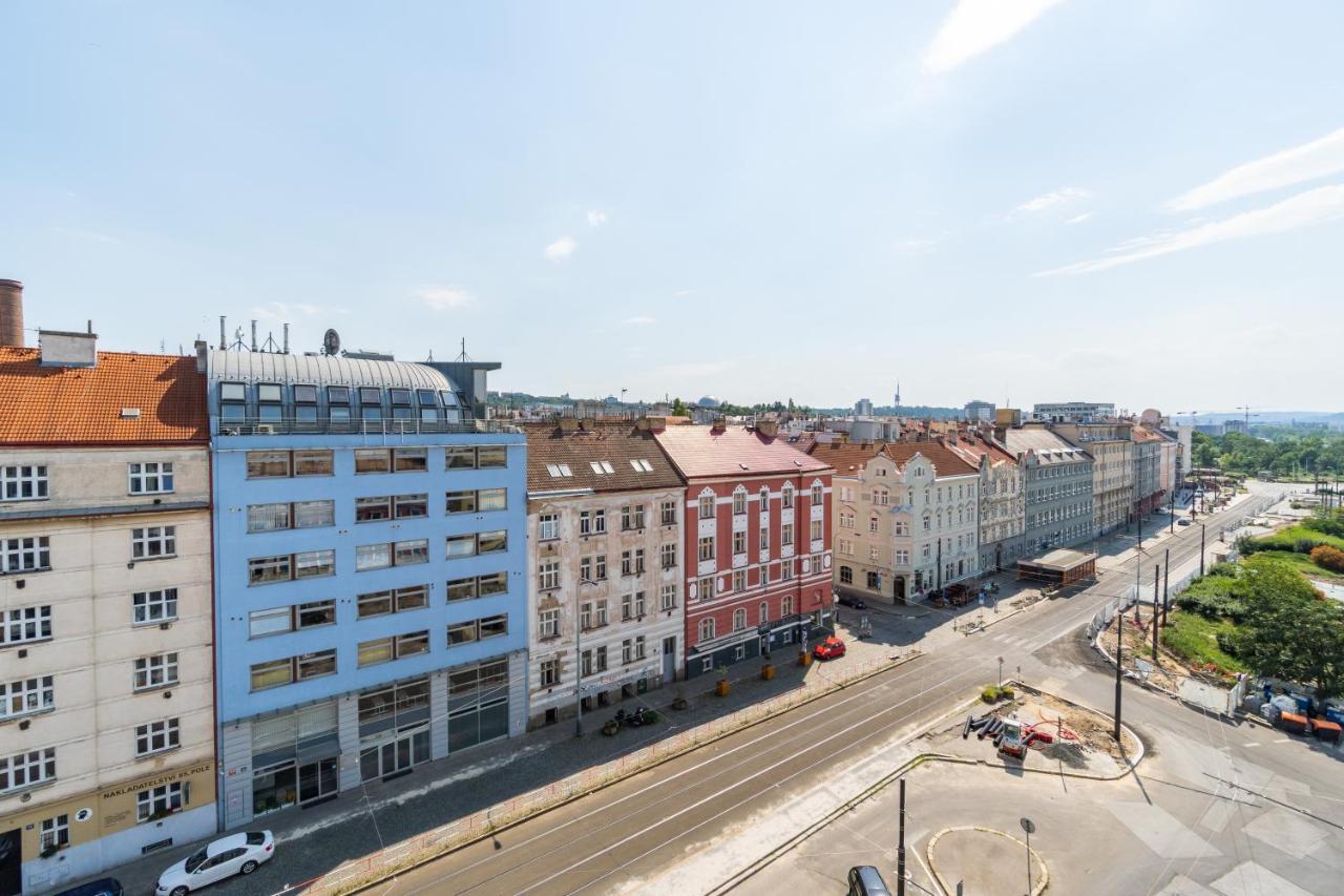 Brand New One Bedroom Apartment #54 In Brand New Building With Free Parking Прага Екстериор снимка